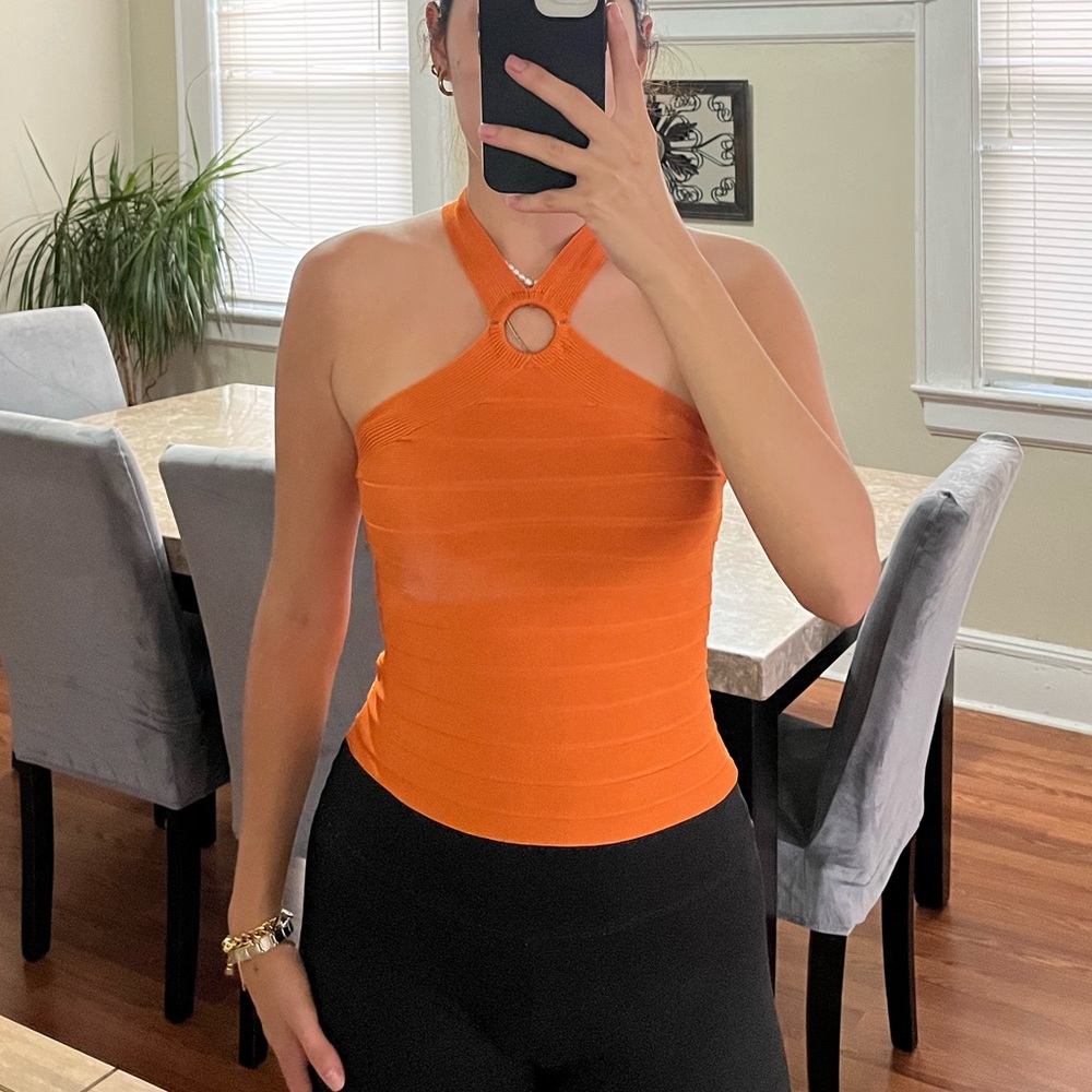 O-ring cross rib-knit top